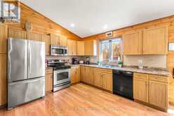 104 MAPLE DRIVE | Miller Lake Ontario | Slide Image Nineteen