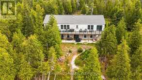 682 DORCAS BAY ROAD | Tobermory Ontario | Slide Image Four