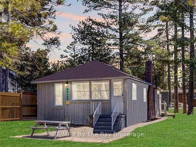 278 COASTLINE DRIVE Wasaga Beach Ontario, L9Z 2M4 - 3 Bedrooms Waterfront Home For sale
