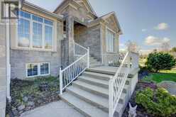 196 BIRCHWOOD AVENUE | Kincardine Ontario | Slide Image Three