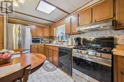 1 GRAND VISTA DRIVE | Mount Forest Ontario | Slide Image Sixteen