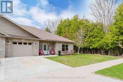 221 GRENVILLE STREET S | Southampton Ontario | Slide Image One