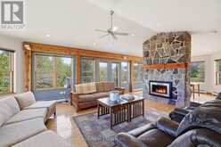 295 LAKESHORE ROAD N | Meaford Ontario | Slide Image Eight