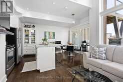20 CARRICK TRAIL | Gravenhurst Ontario | Slide Image Nine