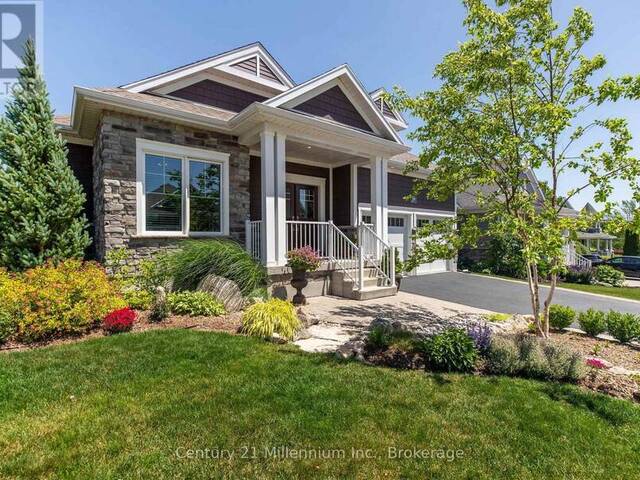 209 SNOWBERRY LANE Georgian Bluffs Ontario, N0H 1S0 - 4 Bedrooms Waterfront Home For sale