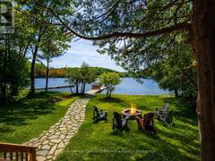 21 BEAUMONT BAY RD Utterson Ontario, P0B 1M0