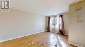 122 KEATS DRIVE | Woodstock Ontario | Slide Image Thirteen