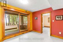 61 FOX TRAIL | Miller Lake Ontario | Slide Image Thirty-three
