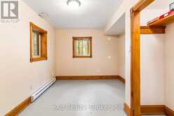 61 FOX TRAIL | Miller Lake Ontario | Slide Image Thirty-four