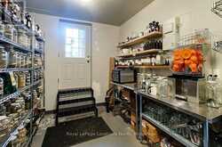 8 SYKES STREET N | Meaford Ontario | Slide Image Thirty-six