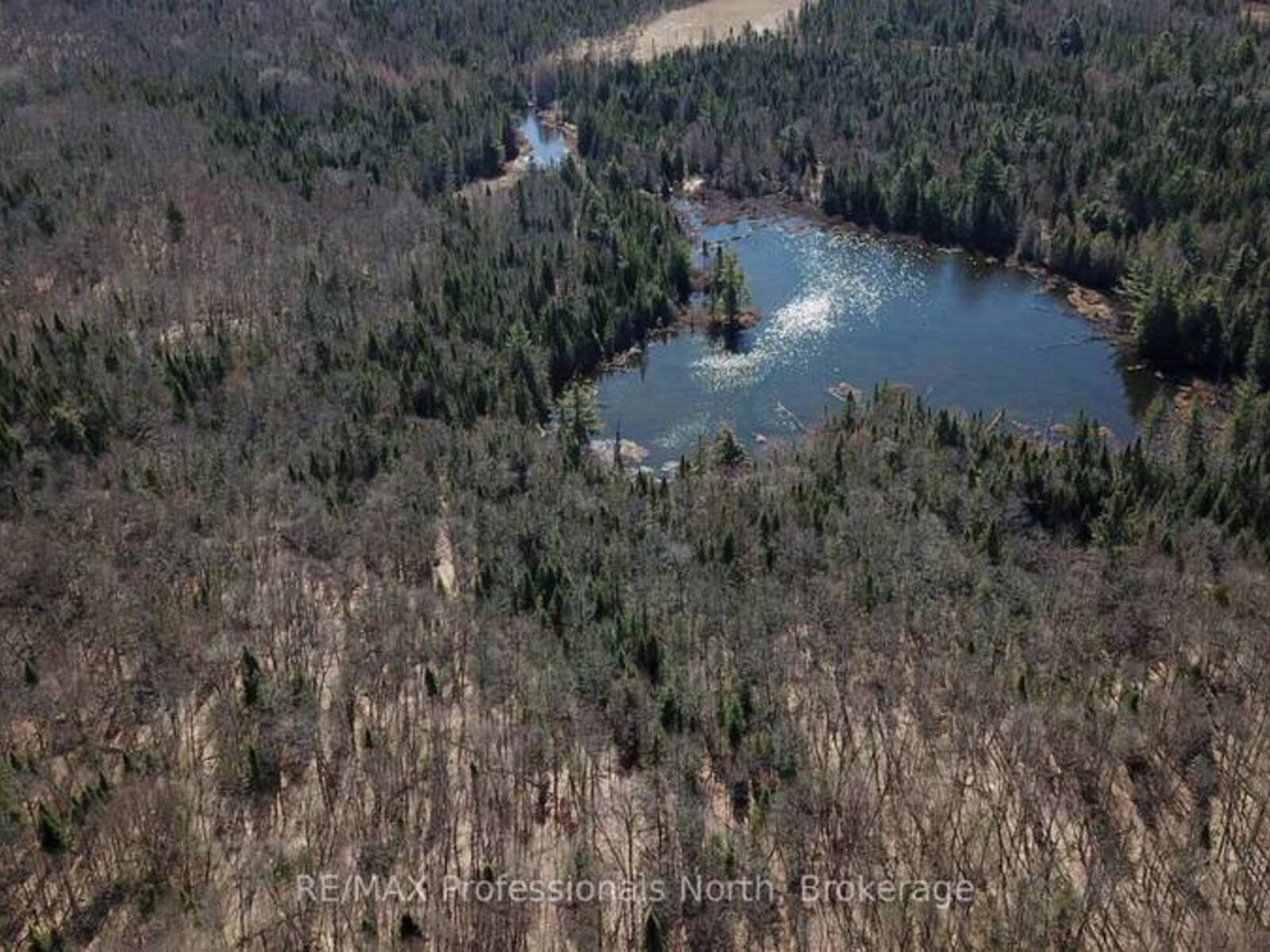 00 SOUTH HORN LAKE ROAD, Magnetawan, Ontario P0A 1C0