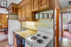 85 GRANT WATSON DRIVE | Tobermory Ontario | Slide Image Fifteen