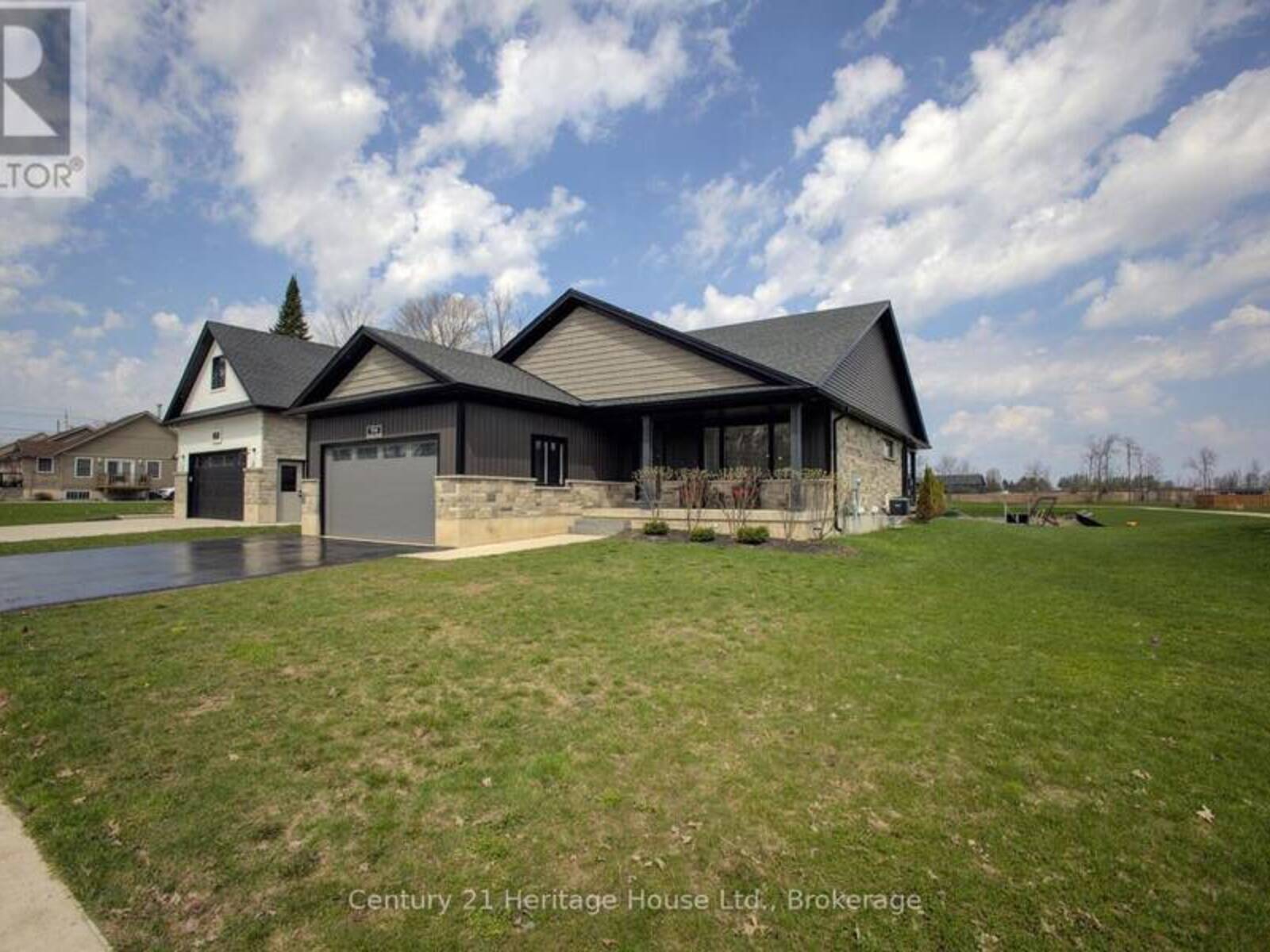114 JACKSON STREET, Durham, Ontario N0G 1R0