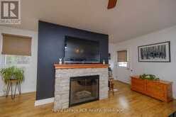 335 ROSS STREET | Lucknow Ontario | Slide Image Eight