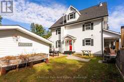 75 POND CRESCENT | Huntsville Ontario | Slide Image Four