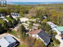 210 ARLBERG CRESCENT | The Blue Mountains Ontario | Slide Image Twelve