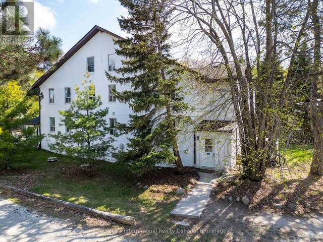 210 ARLBERG CRESCENT The Blue Mountains Ontario, L9Y 0M1 - 11 Bedrooms Home For Sale