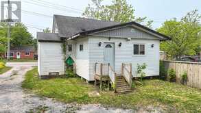 382 WEST STREET N | Orillia Ontario | Slide Image Three