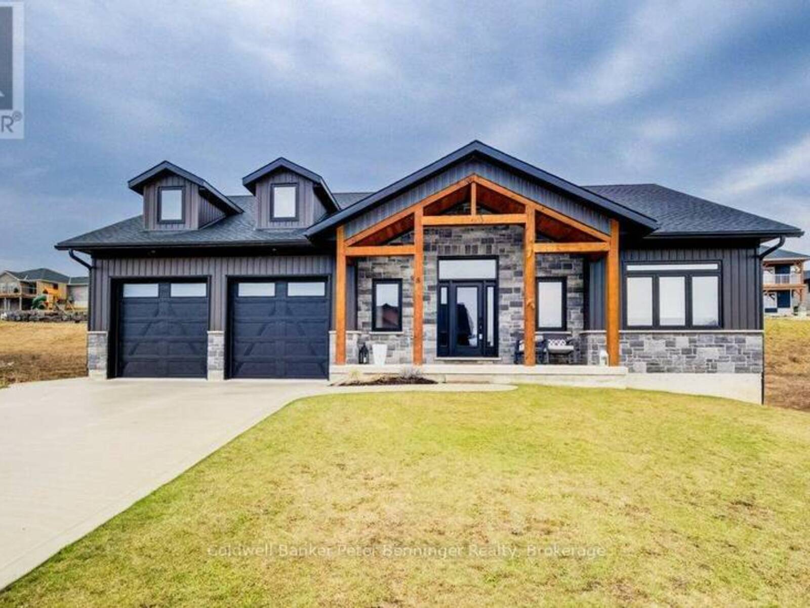 8 MEL STREET, South Bruce, Ontario N0G 2J0