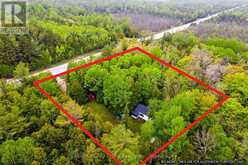 6726 HIGHWAY 6 | Tobermory Ontario | Slide Image Four
