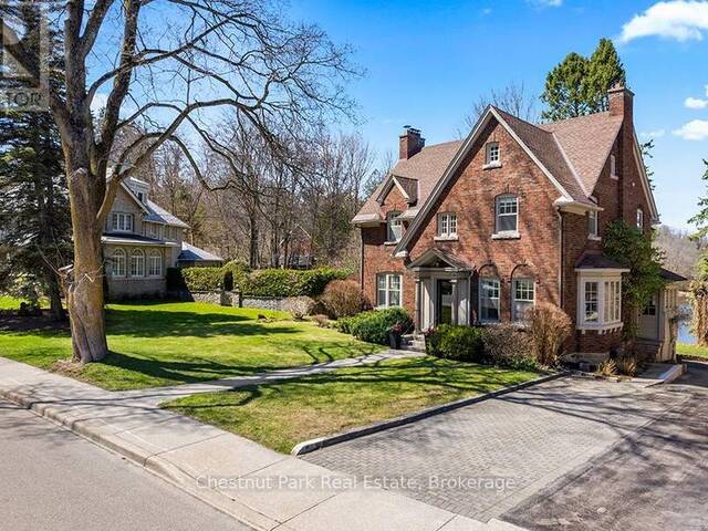190 4TH STREET W Owen Sound Ontario, N4K 3J9 - 3 Bedrooms Waterfront Home For sale