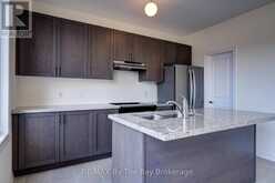61 ROSANNE CIRCLE | Wasaga Beach Ontario | Slide Image Thirteen