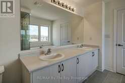 61 ROSANNE CIRCLE | Wasaga Beach Ontario | Slide Image Seventeen