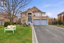 17 MAIR MILLS DRIVE | Collingwood Ontario | Slide Image One