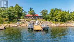 34 B320 SANS SOUCI ISLAND | The Archipelago Ontario | Slide Image One