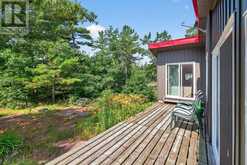 34 B320 SANS SOUCI ISLAND | The Archipelago Ontario | Slide Image Thirty-five