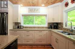 108 MURPHY DRIVE | Parry Sound Ontario | Slide Image Nine