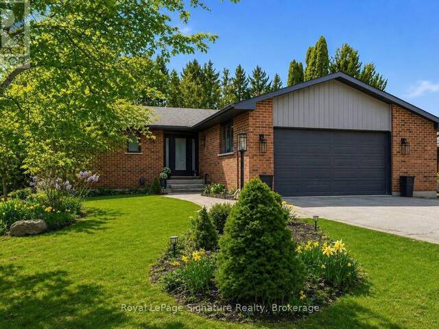 98 MOORE CRESCENT Thornbury Ontario, N0H 2P0 - 4 Bedrooms Home For Sale