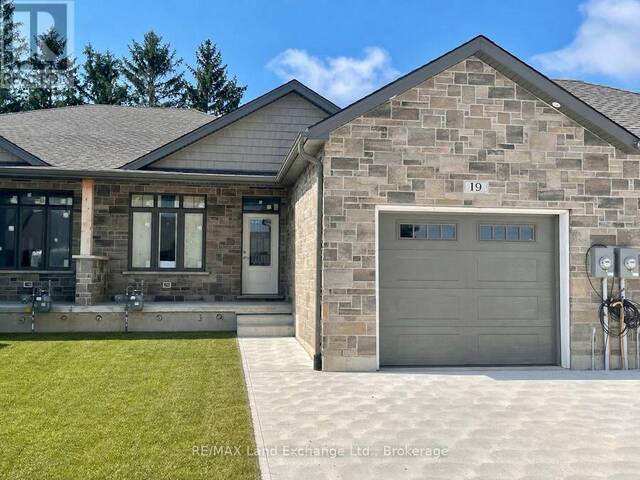 19 NYAH COURT Kincardine Ontario, N0G 2T0 - 2 Bedrooms Home For Sale