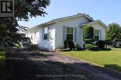 4 ST JAMES PLACE | Wasaga Beach Ontario | Slide Image Thirty-three