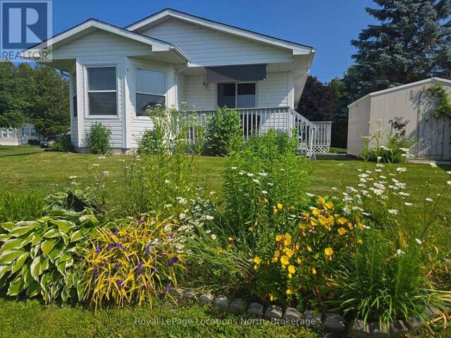 4 ST JAMES PLACE Wasaga Beach Ontario, L9Z 3A8 - 2 Bedrooms Home For Sale