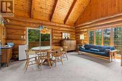 12 SCUGOG LANE | Tobermory Ontario | Slide Image Thirteen