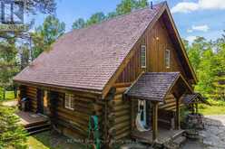 12 SCUGOG LANE | Tobermory Ontario | Slide Image Six