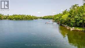 B207-7 WAHSOUNE ISLAND | The Archipelago Ontario | Slide Image Forty-three