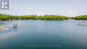 B207-7 WAHSOUNE ISLAND | The Archipelago Ontario | Slide Image Forty-four