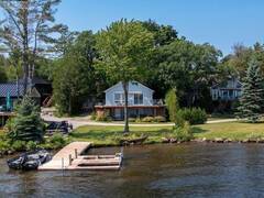 64 VALLEY ROAD Port Severn Ontario, L0K 1S0