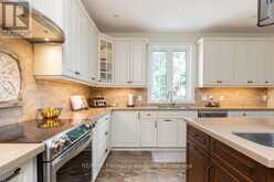 427 SKYHILLS ROAD | Huntsville Ontario | Slide Image Seven
