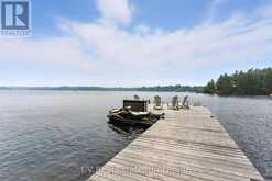 1166 PARKERS POINT ROAD | Gravenhurst Ontario | Slide Image Five