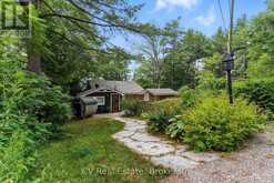 1166 PARKERS POINT ROAD | Gravenhurst Ontario | Slide Image Eight