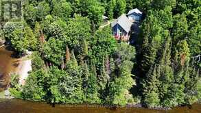 181 NORTH SHORE DRIVE | Parry Sound Ontario | Slide Image Eight