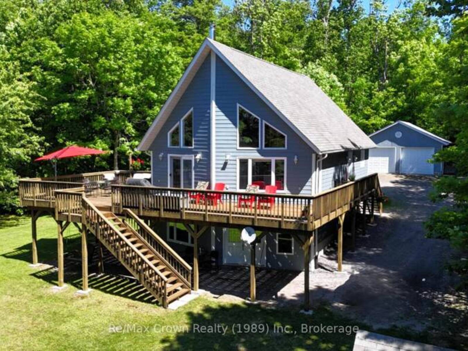 181 NORTH SHORE DRIVE, Parry Sound, Ontario P0H 2R0