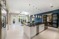 4507 LAKESHORE ROAD | Burlington Ontario | Slide Image Nine