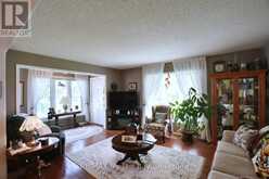 16 INDIANA AVENUE | Wasaga Beach Ontario | Slide Image Fifteen