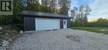 597 STOKES BAY ROAD | Northern Bruce Peninsula Ontario | Slide Image Three