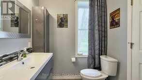 485 CHEPSTOW ROAD | Brockton Ontario | Slide Image Thirteen