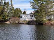 20 TOPAZ STREET W | Wasaga Beach Ontario | Slide Image Two
